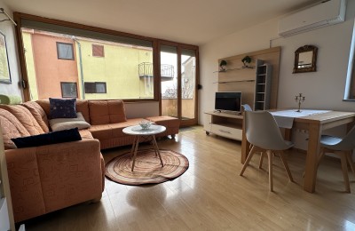 Zwei-Zimmer-Wohnung 2 km vom Meer entfernt zu verkaufen
