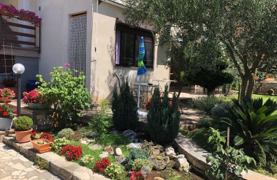 Obiteljska kuća u naselju Šaini Novigrad