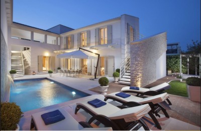 Luxury villa, fully furnished, Vabriga