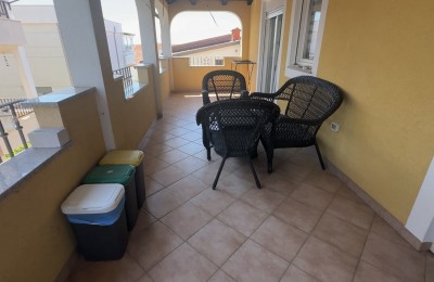 Dvosoban stan blizu plaže u Novigradu