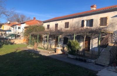 Case nell'interno dell'Istria, Buje