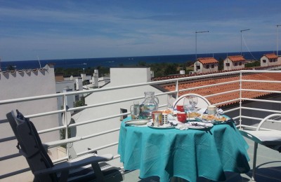 Nice apartment in Mareda with two terraces