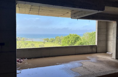 Villa di lusso a schiera in prima fila sulla spiaggia di Umag - dintorni - nella fase di costruzione